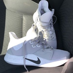 Paul George Basketball Shoe - Nike